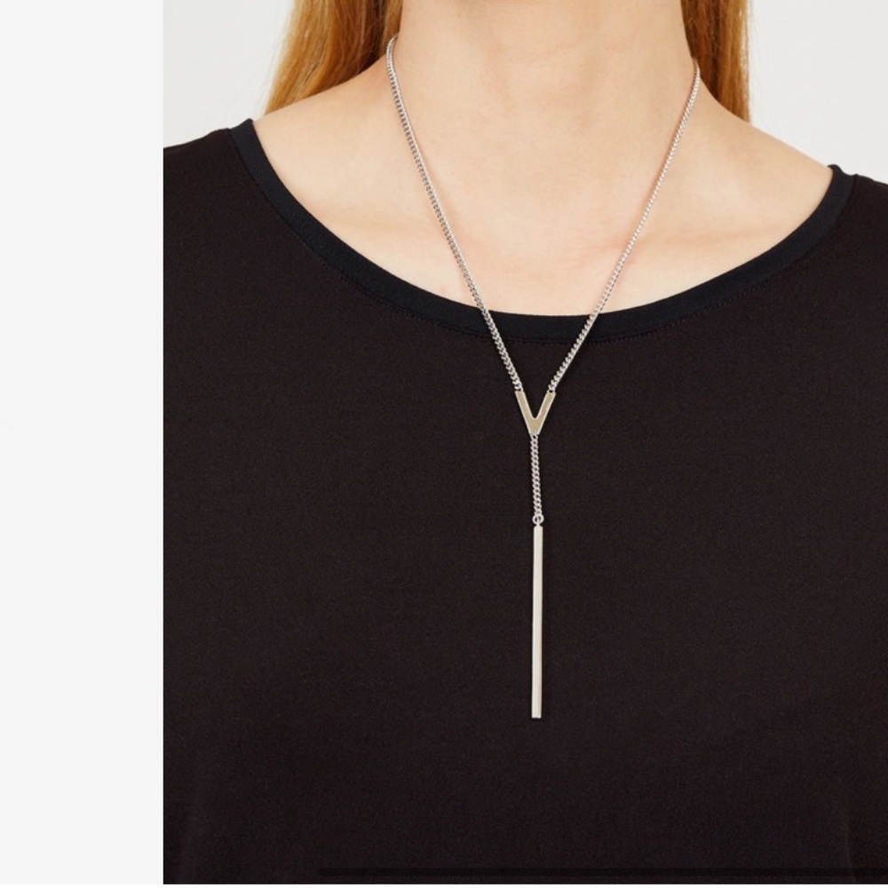Vince Camuto Lariat necklace